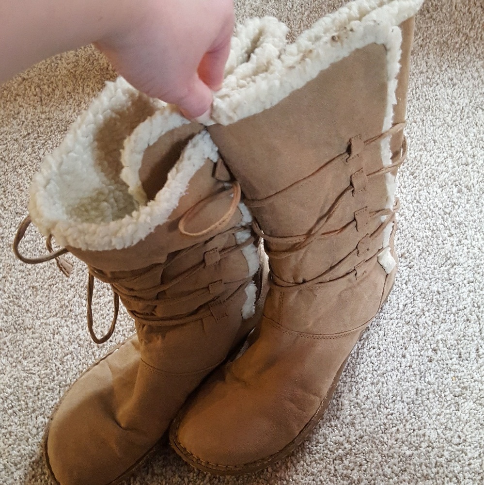 Airwalk Laceup Winter boots